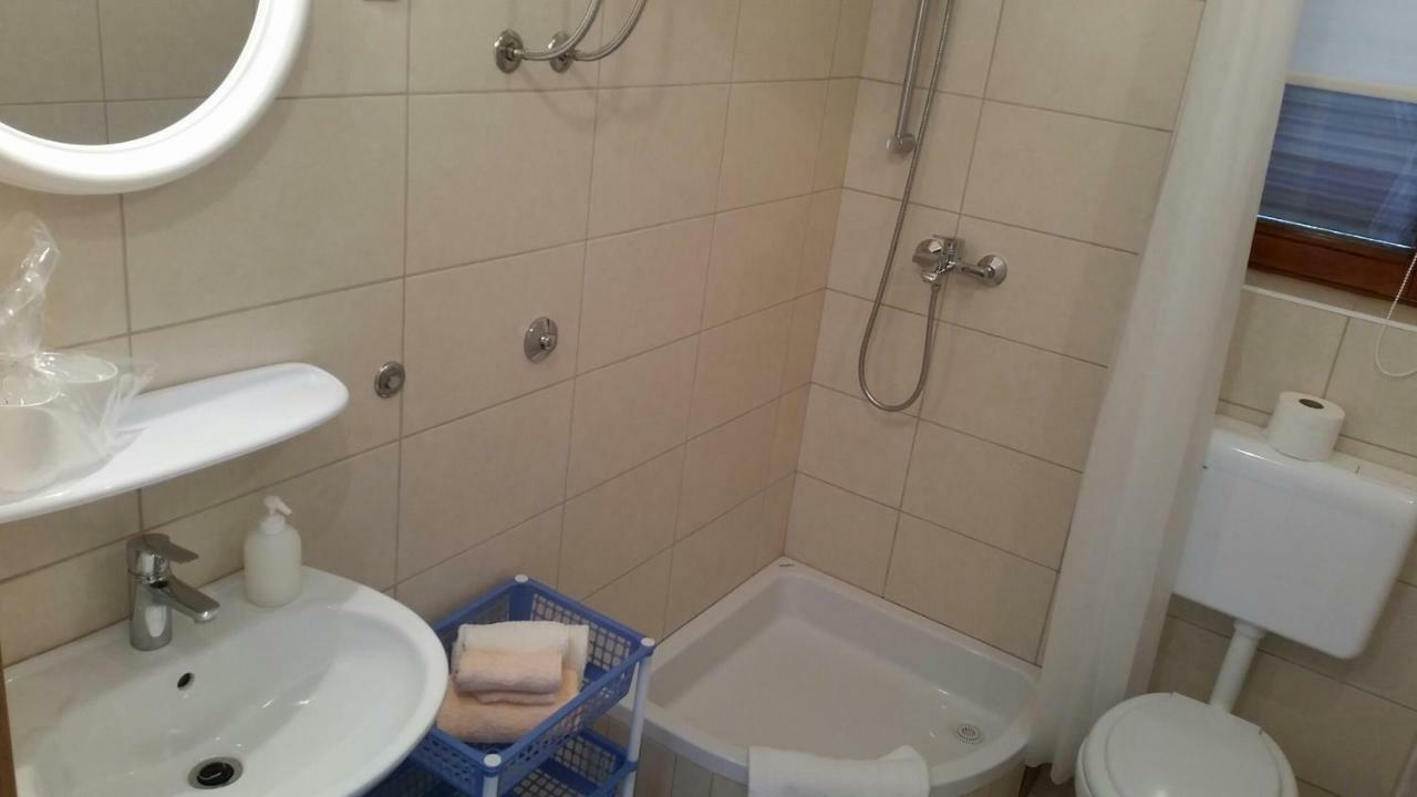 Apartman Ivanica Jezera Exterior foto